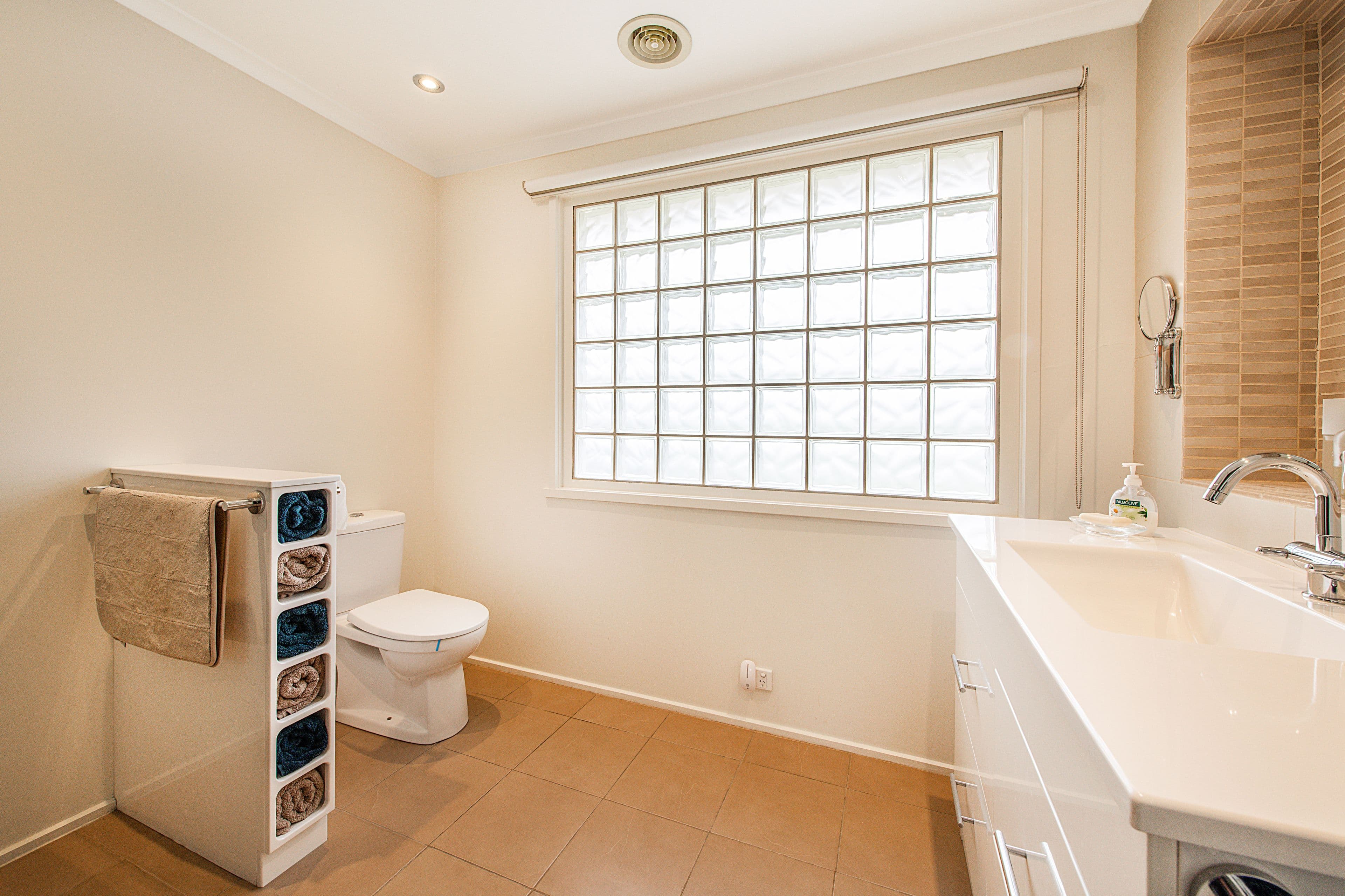 2 Sheraton Crescent, Ferntree Gully VIC 3156, Ferntree Gully - Thumbnail 4