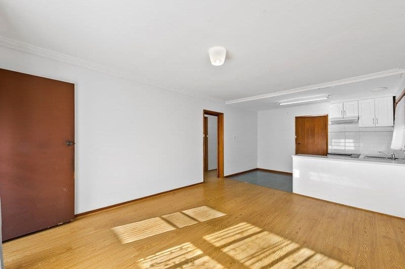 23 Deutgam Street, Werribee VIC 3030, Werribee - Thumbnail 5