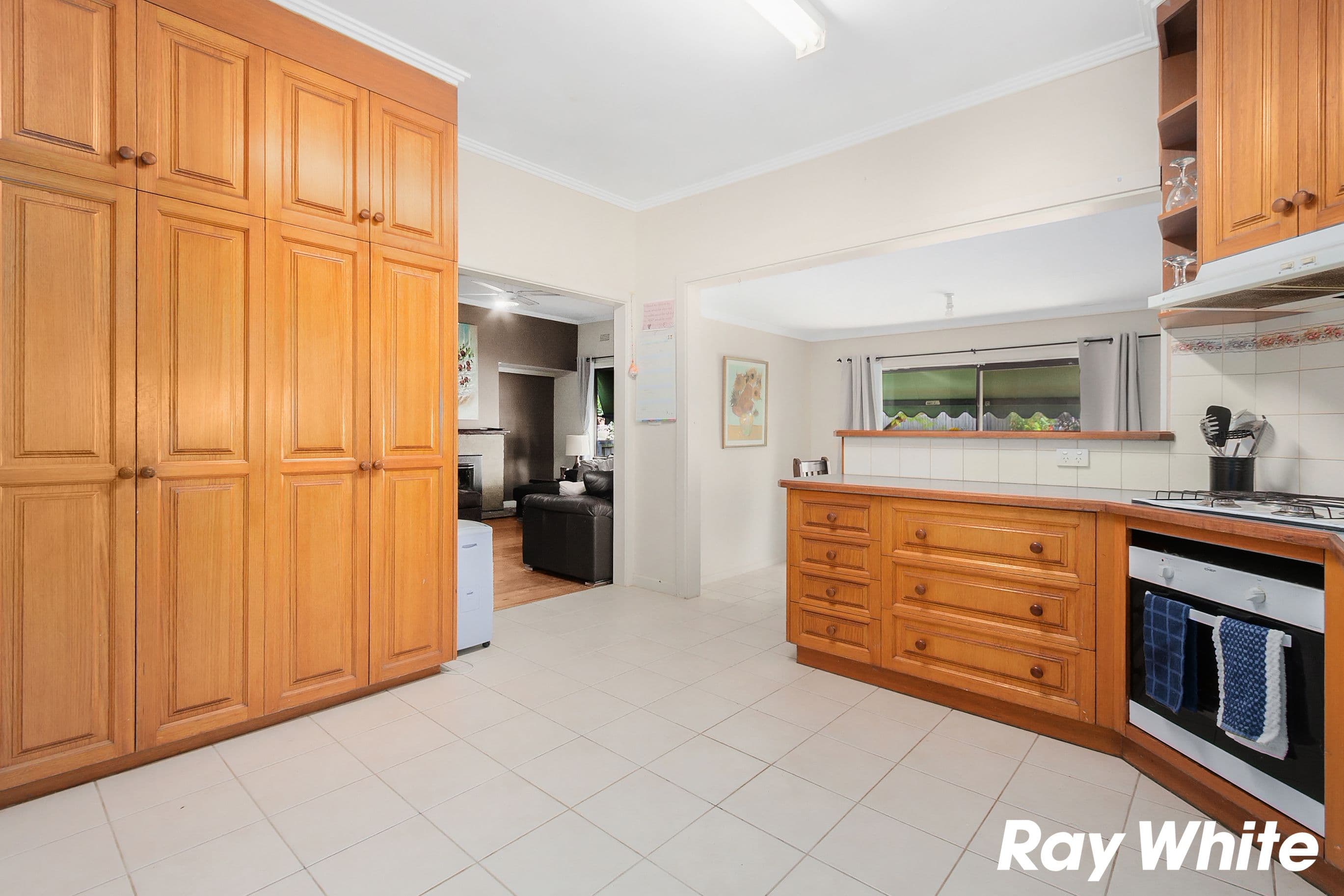 30 Gloucester Place, Warragul VIC 3820, Warragul - Thumbnail 3