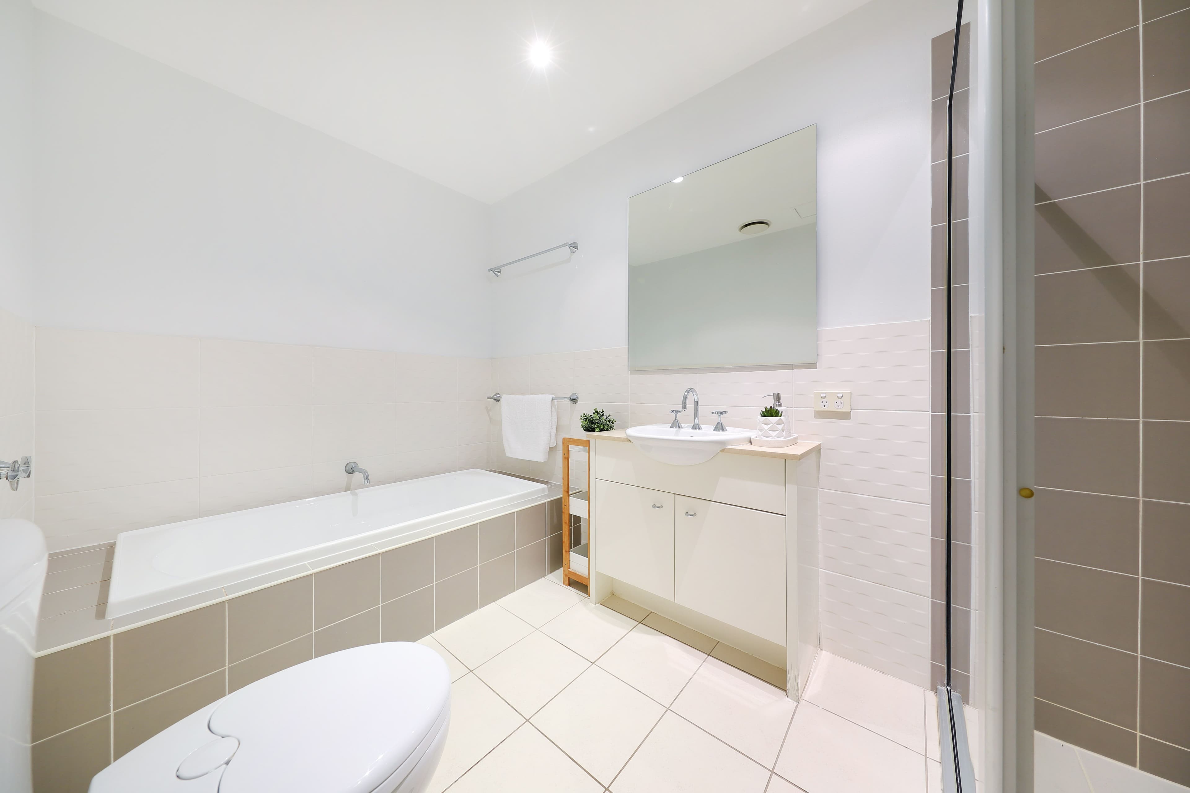 21 Wonoona Parade East, Oatley NSW 2223, Oatley - Thumbnail 8