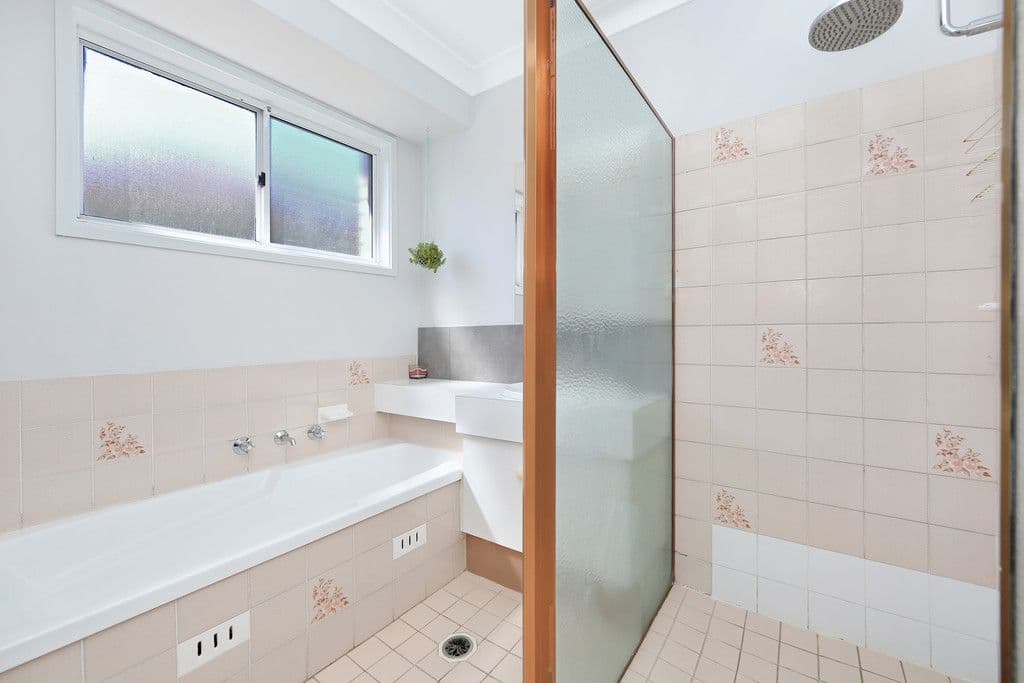 23 Murrumbidgee Crescent, Bateau Bay - Thumbnail 8