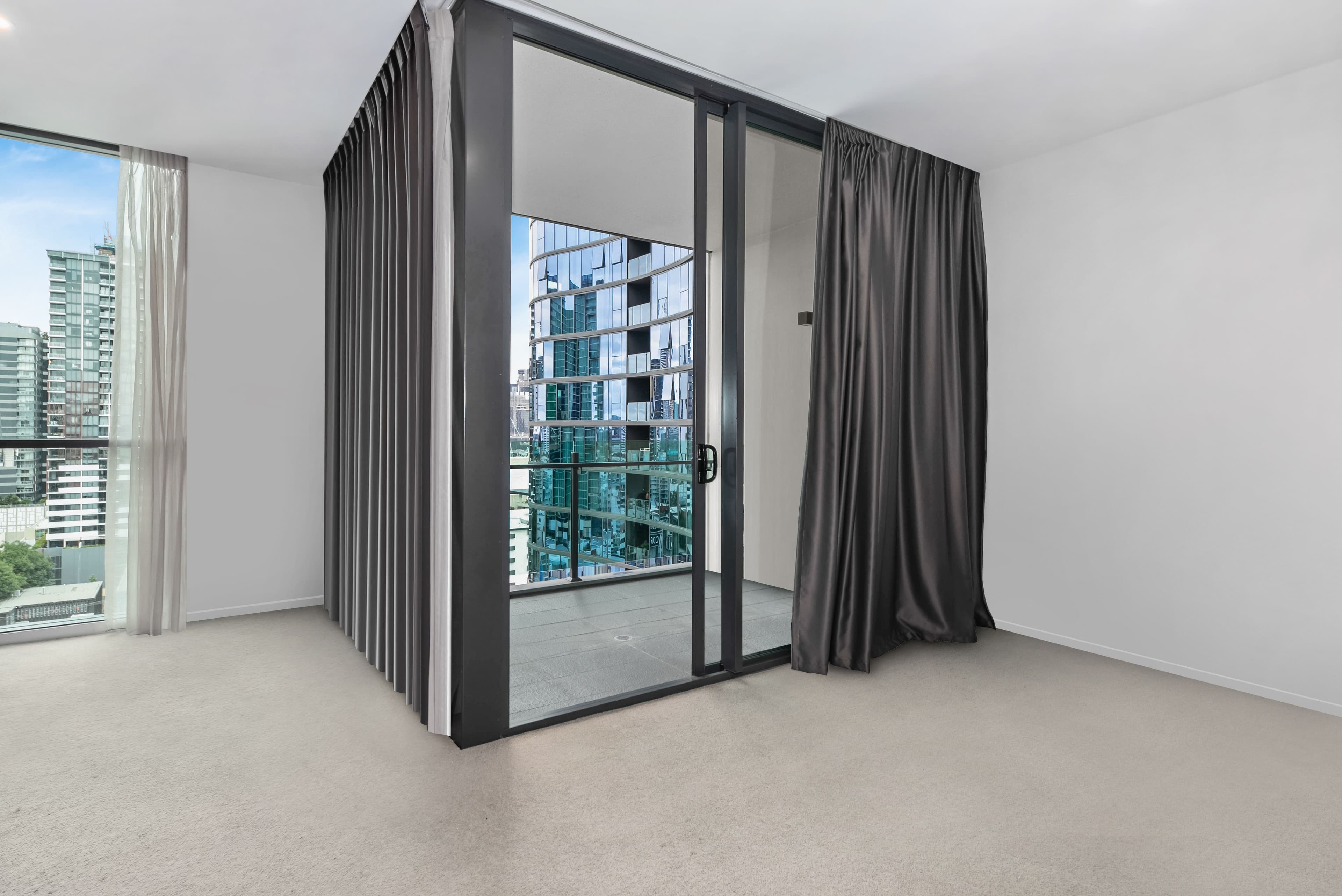 2-4 Edmondstone Street, South Brisbane QLD 4101, South Brisbane - Thumbnail 3