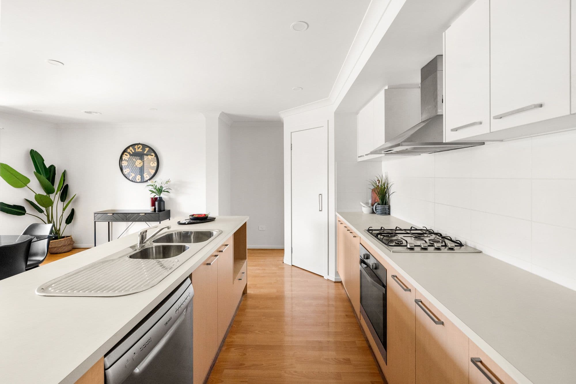 6 Sloane Street, Werribee VIC 3030, Werribee - Thumbnail 5