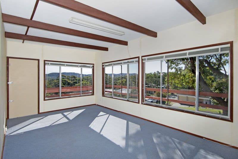 15 Shakespeare Avenue, BATEAU BAY NSW 2261, Bateau Bay - Thumbnail 2
