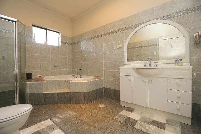 58 Old Kent Road, GREENACRE NSW 2190, Greenacre - Thumbnail 8