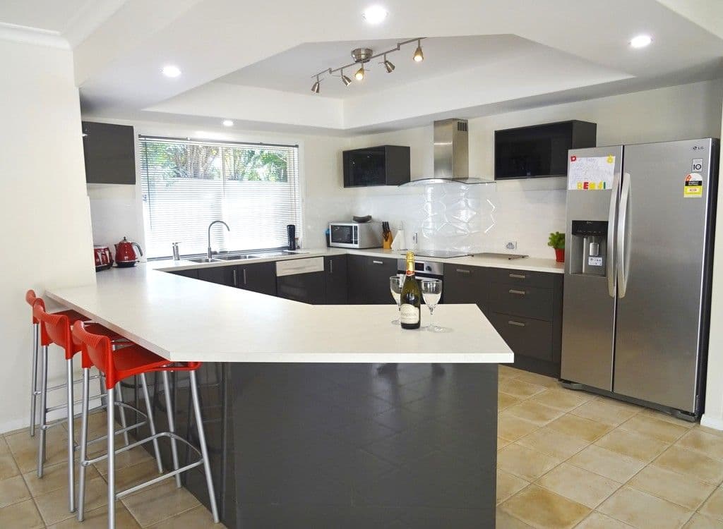 9 London Chase, Arundel QLD 4214, Arundel - Thumbnail 5