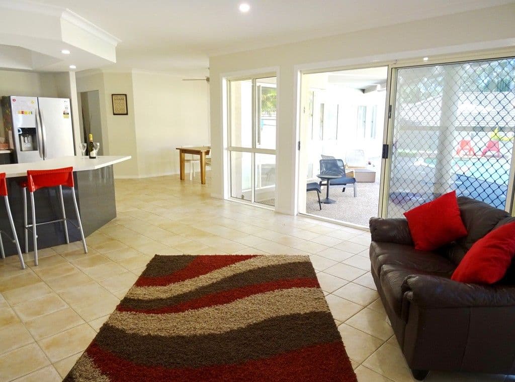9 London Chase, Arundel QLD 4214, Arundel - Thumbnail 8