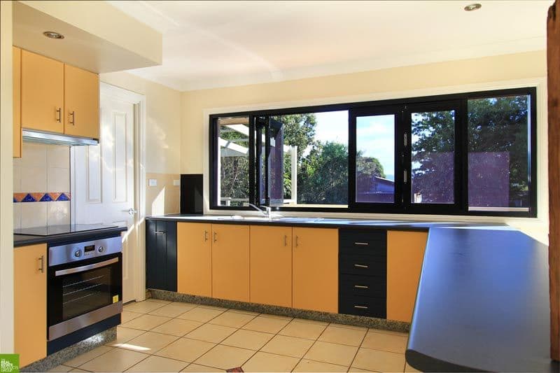 2 Kauri Street, ALBION PARK RAIL NSW 2527, Albion Park Rail - Thumbnail 2