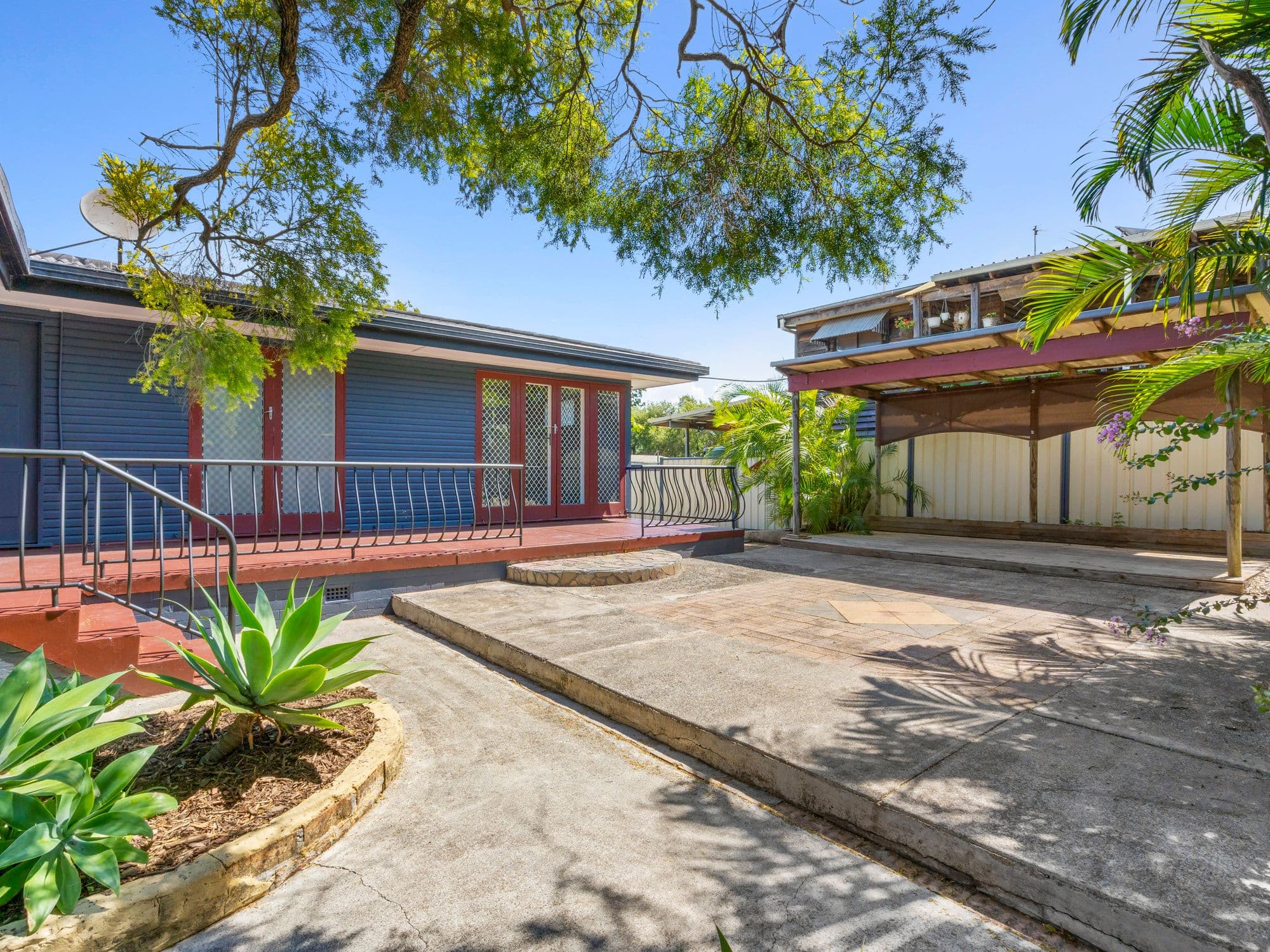46 Eugaree Street, Southport QLD 4215, Southport - Thumbnail 2