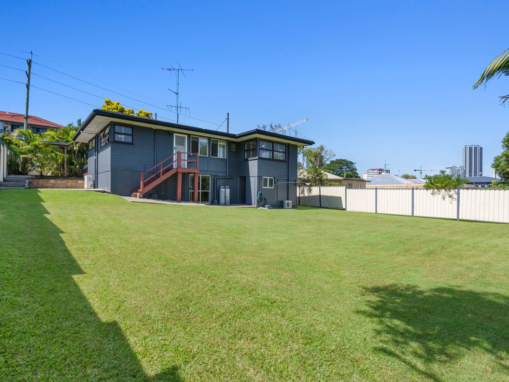 46 Eugaree Street, Southport QLD 4215, Southport - Thumbnail 5