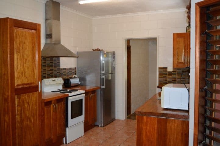 69 Cutten Street, BINGIL BAY QLD 4852, Bingil Bay - Thumbnail 4