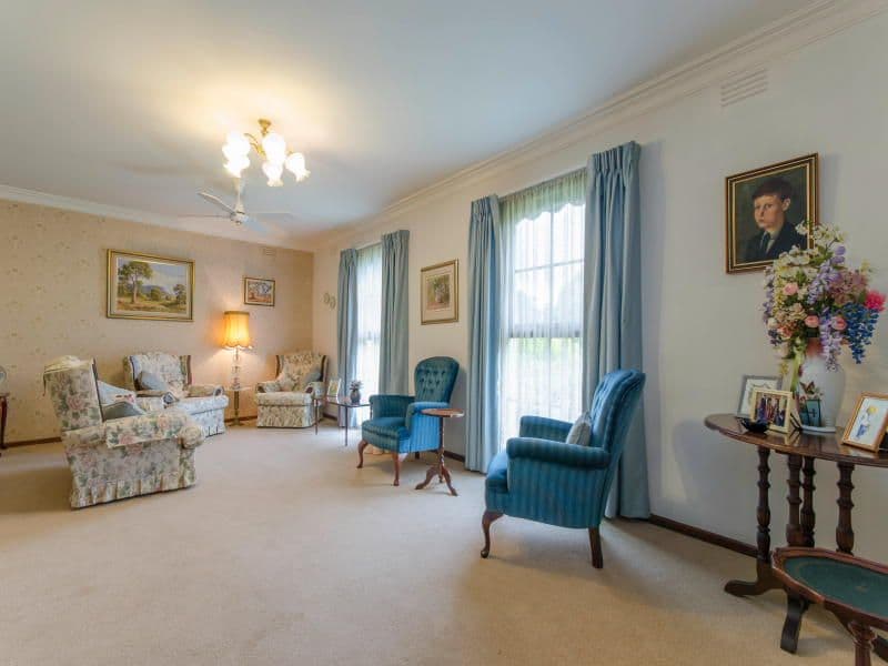 16 Benelong Crescent, SEAFORD VIC 3198, Seaford - Thumbnail 2