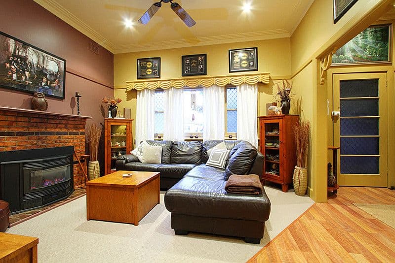 6  Bernard Street, RESERVOIR VIC 3073, Reservoir - Thumbnail 2
