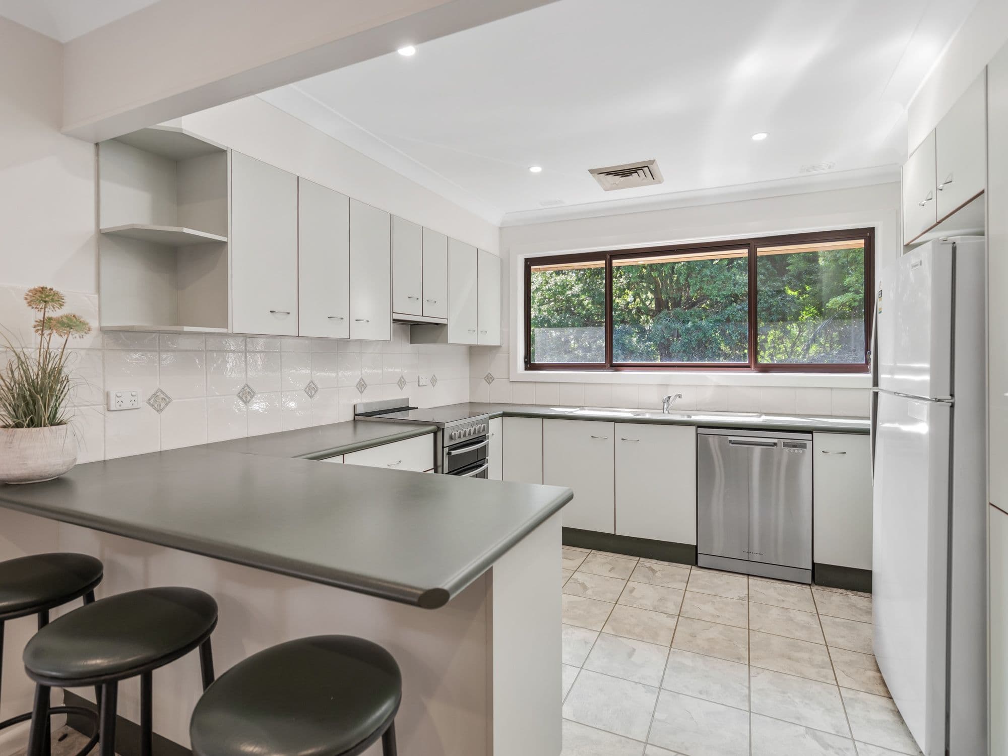 117 Pacific Highway, Ourimbah NSW 2258, Ourimbah - Thumbnail 3