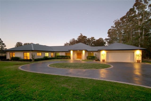 54  Penny Road, HIGHFIELDS QLD 4352, Highfields - Image 1