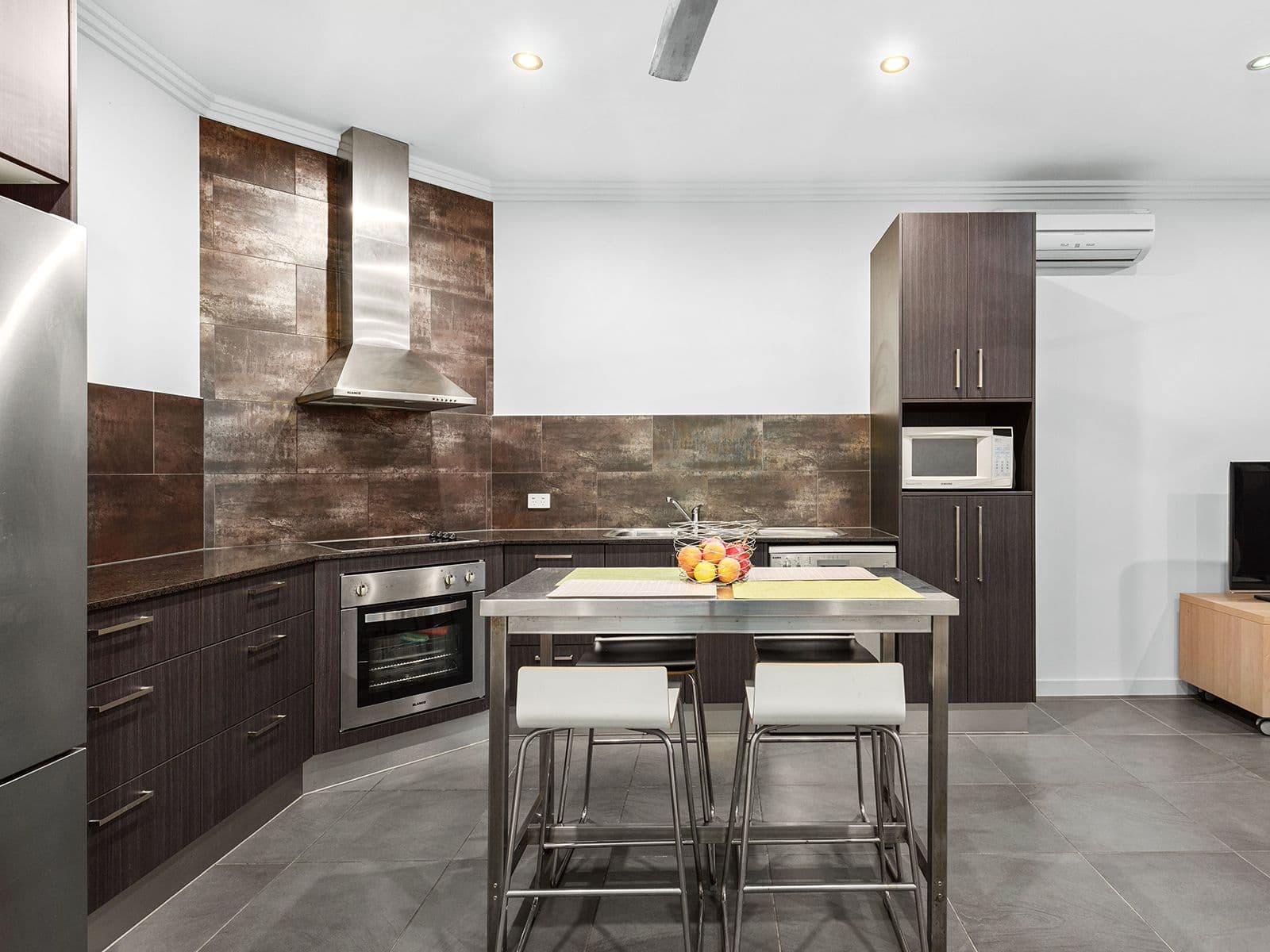 95 Glenalva Terrace, Enoggera QLD 4051, Enoggera - Thumbnail 4