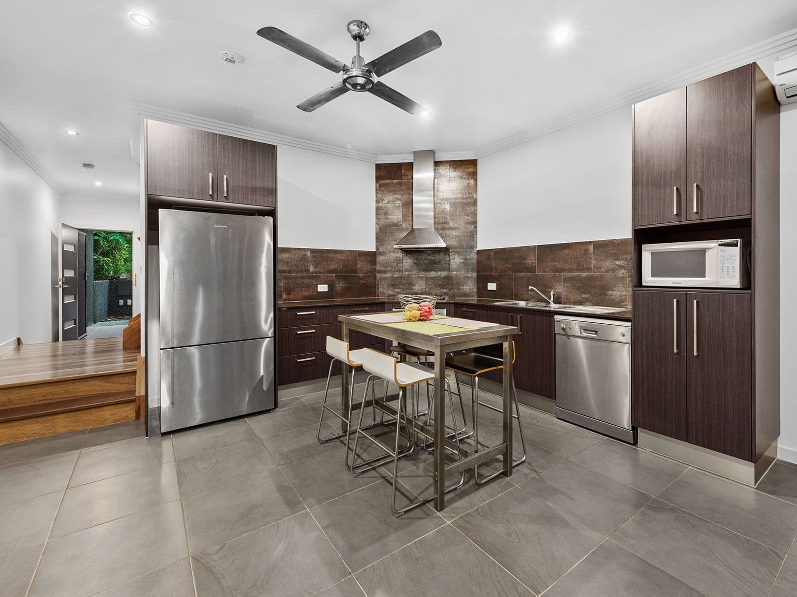 95 Glenalva Terrace, Enoggera QLD 4051, Enoggera - Thumbnail 5