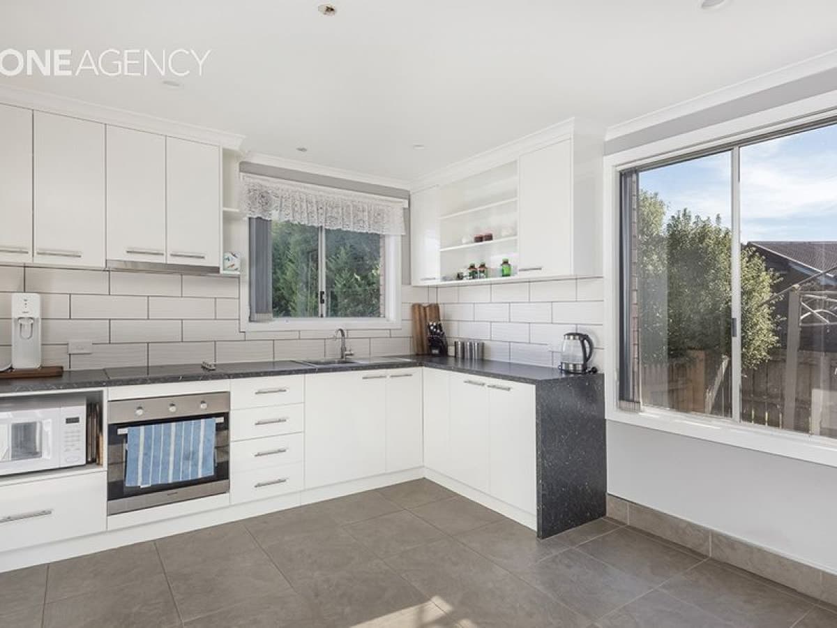 136 Woniora Road, Shorewell Park, Shorewell Park - Thumbnail 3