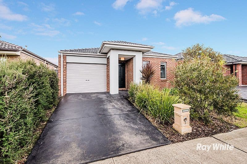 9 Lemon Grove, Cranbourne West VIC 3977, Cranbourne West - Image 1