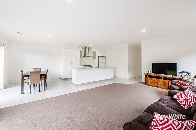 9 Lemon Grove, Cranbourne West VIC 3977, Cranbourne West - Thumbnail 6
