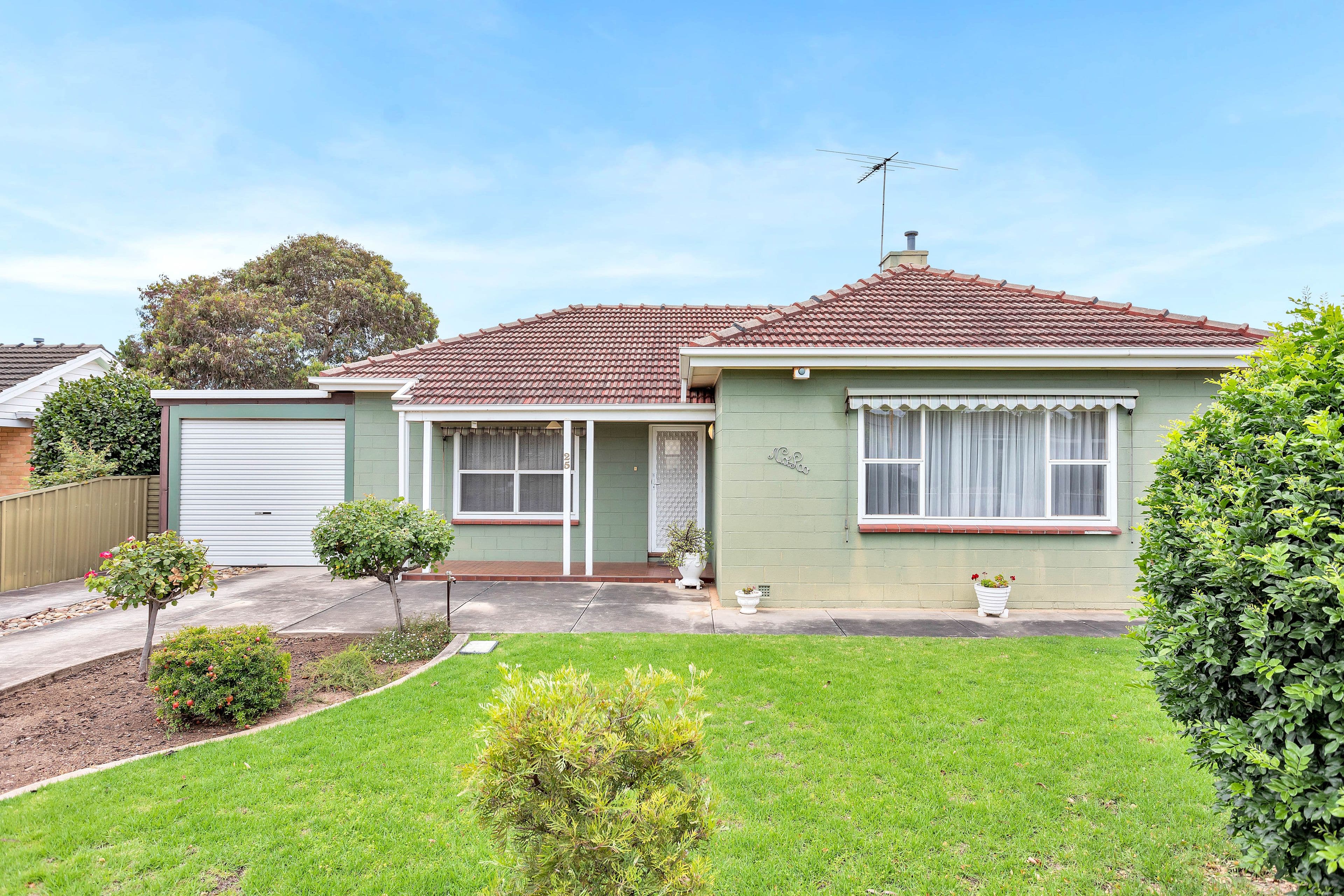 25 Laurence Street, Dover Gardens SA 5048, Dover Gardens - Image 1