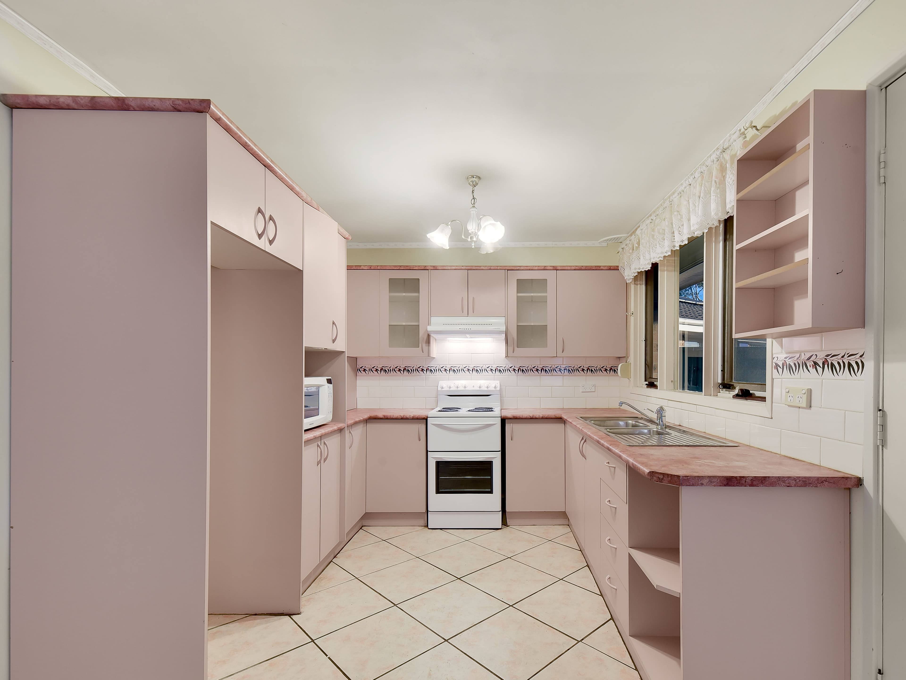 1 Hanlon Close, Minto NSW 2566, Minto - Thumbnail 5