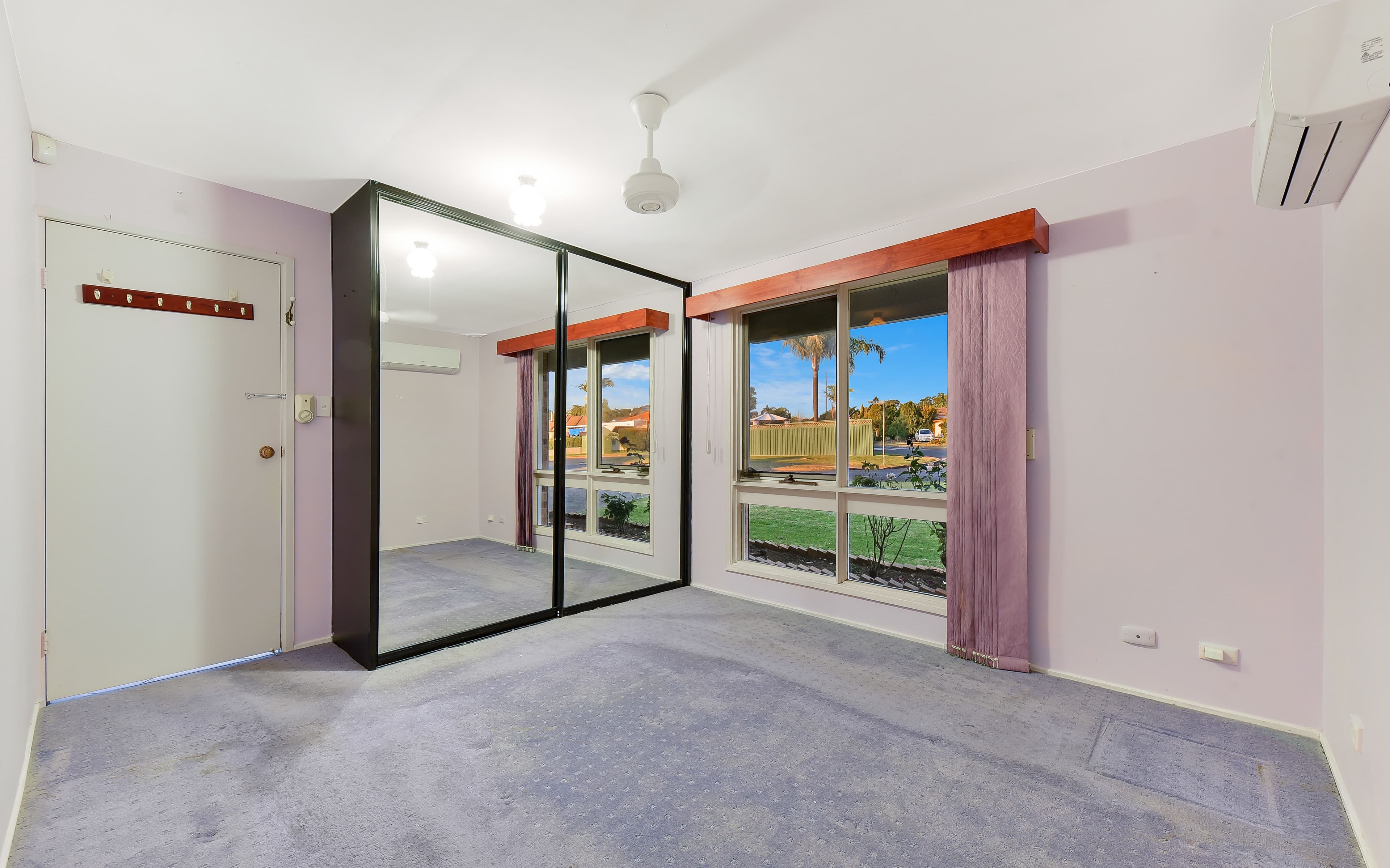 1 Hanlon Close, Minto NSW 2566, Minto - Thumbnail 6