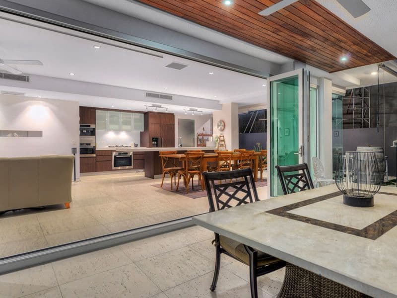 24 Riddell Street, Bulimba QLD 4171, Bulimba - Thumbnail 4