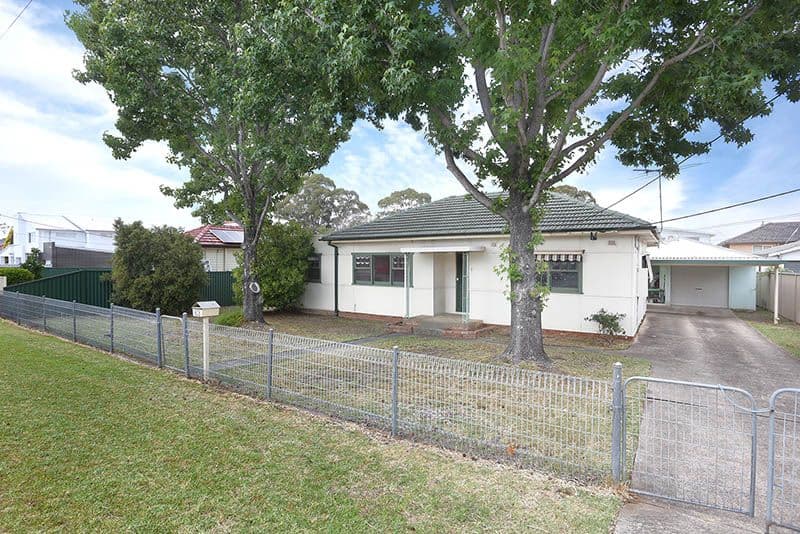 63 The Grove, Fairfield - Thumbnail 2