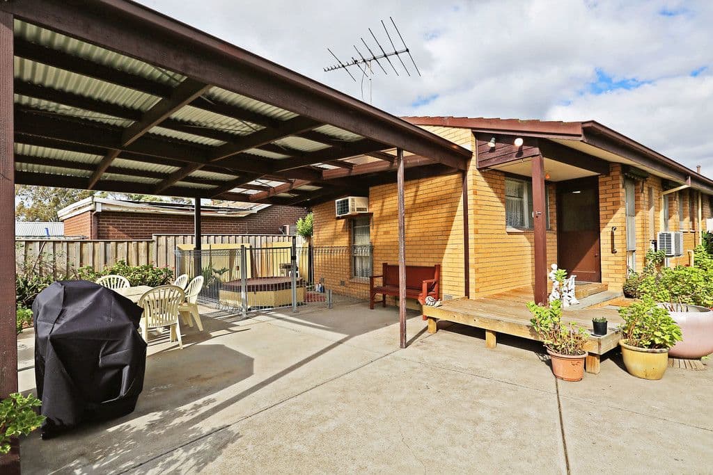 4 Dorset Court, Corio VIC 3214, Corio - Thumbnail 2