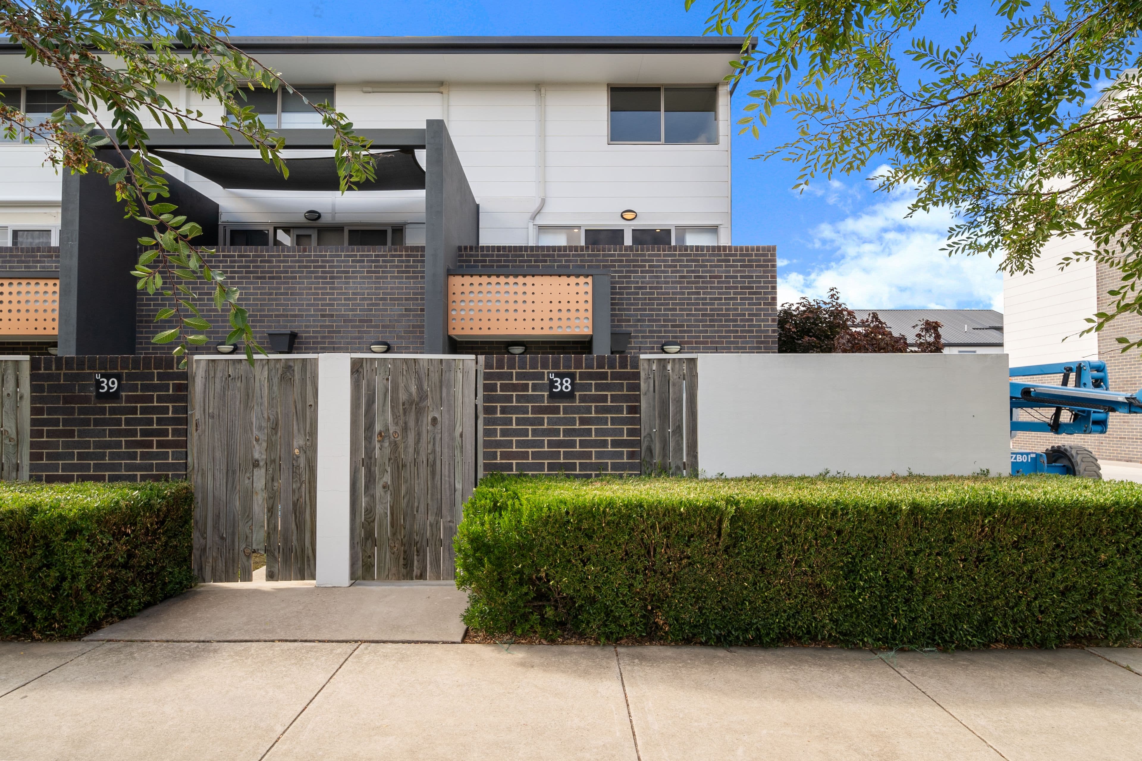 8 Henry Kendall Street, Franklin ACT 2913, Franklin - Thumbnail 2