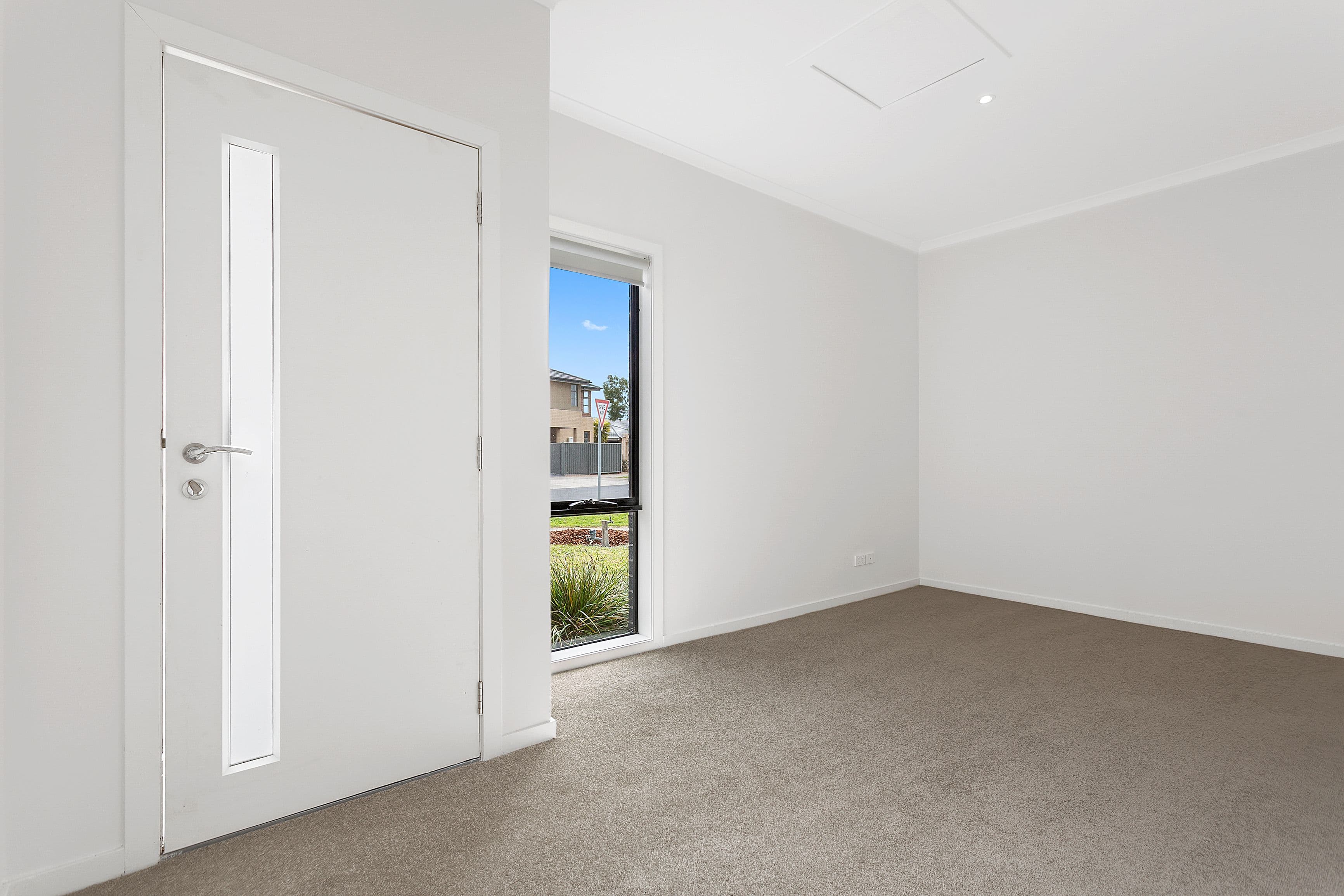15 Delbridge Drive, Mernda VIC 3754, Mernda - Thumbnail 3