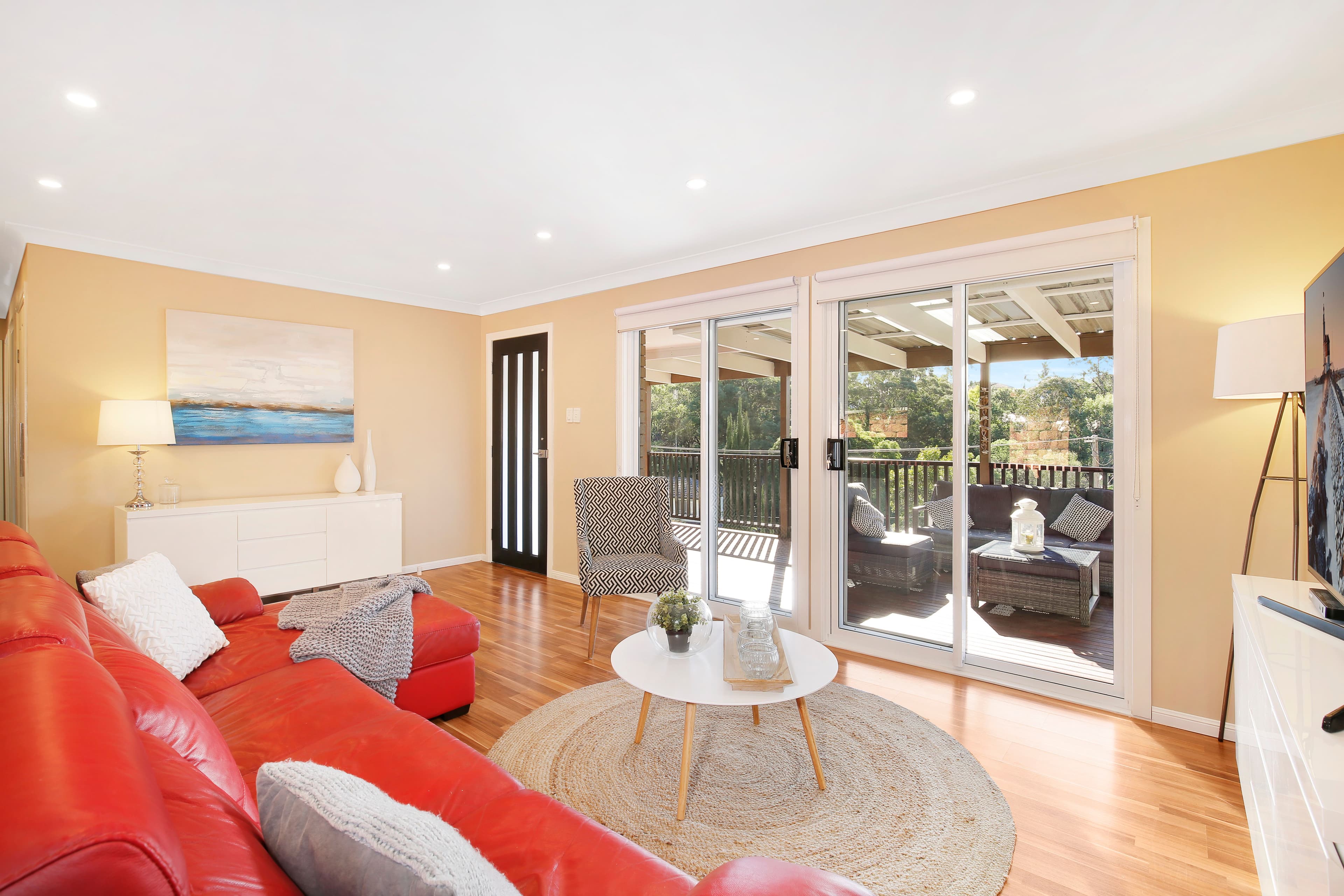 9 Aminya Place, Farmborough Heights - Image 1
