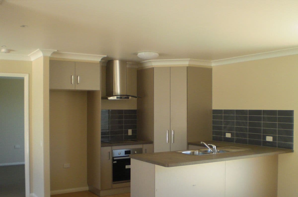 41 Gordon Avenue, NEWTOWN QLD 4350, Newtown - Thumbnail 2