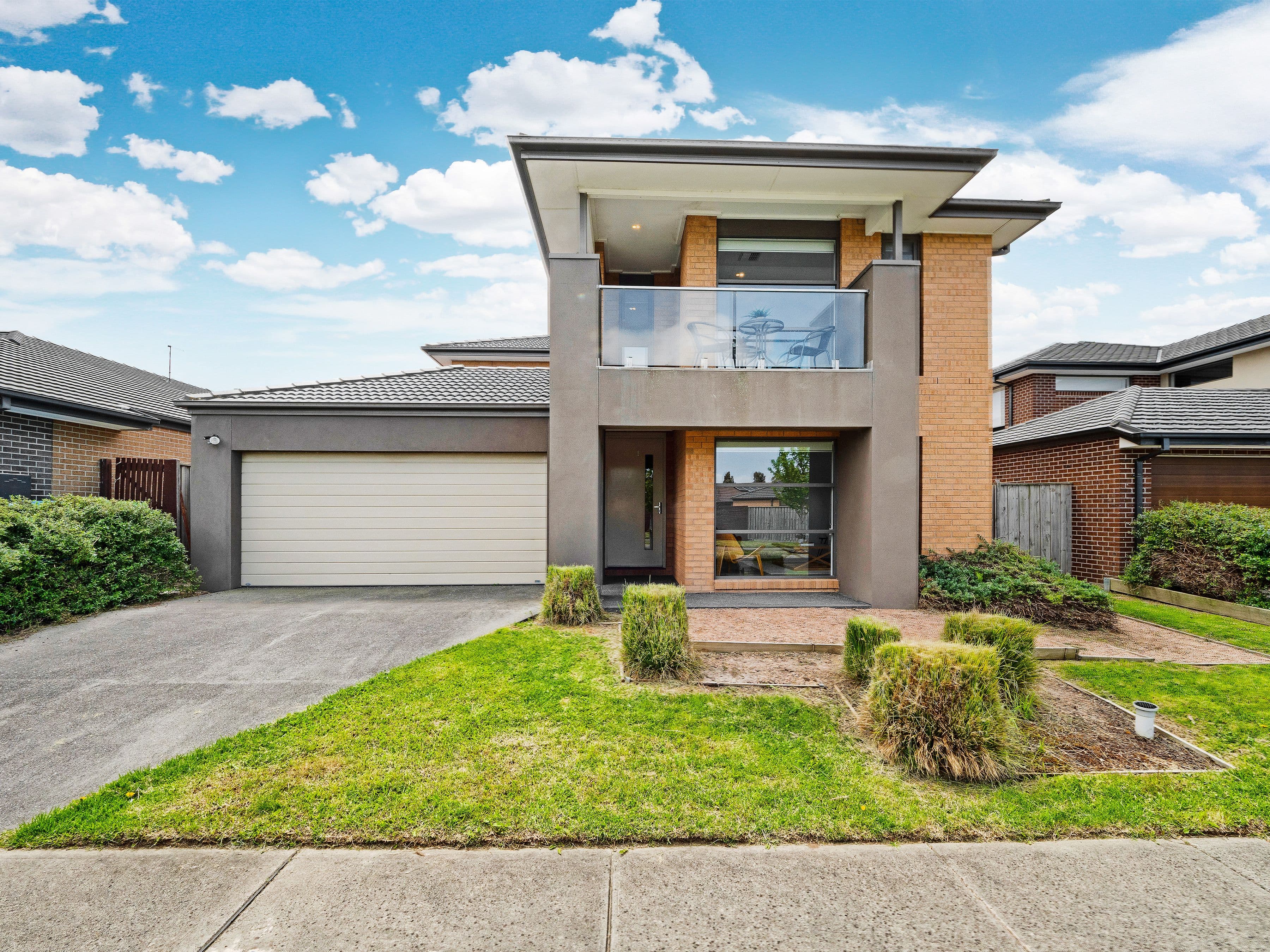 9 Arapiles Street, Cranbourne North VIC 3977, Cranbourne North - Thumbnail 2