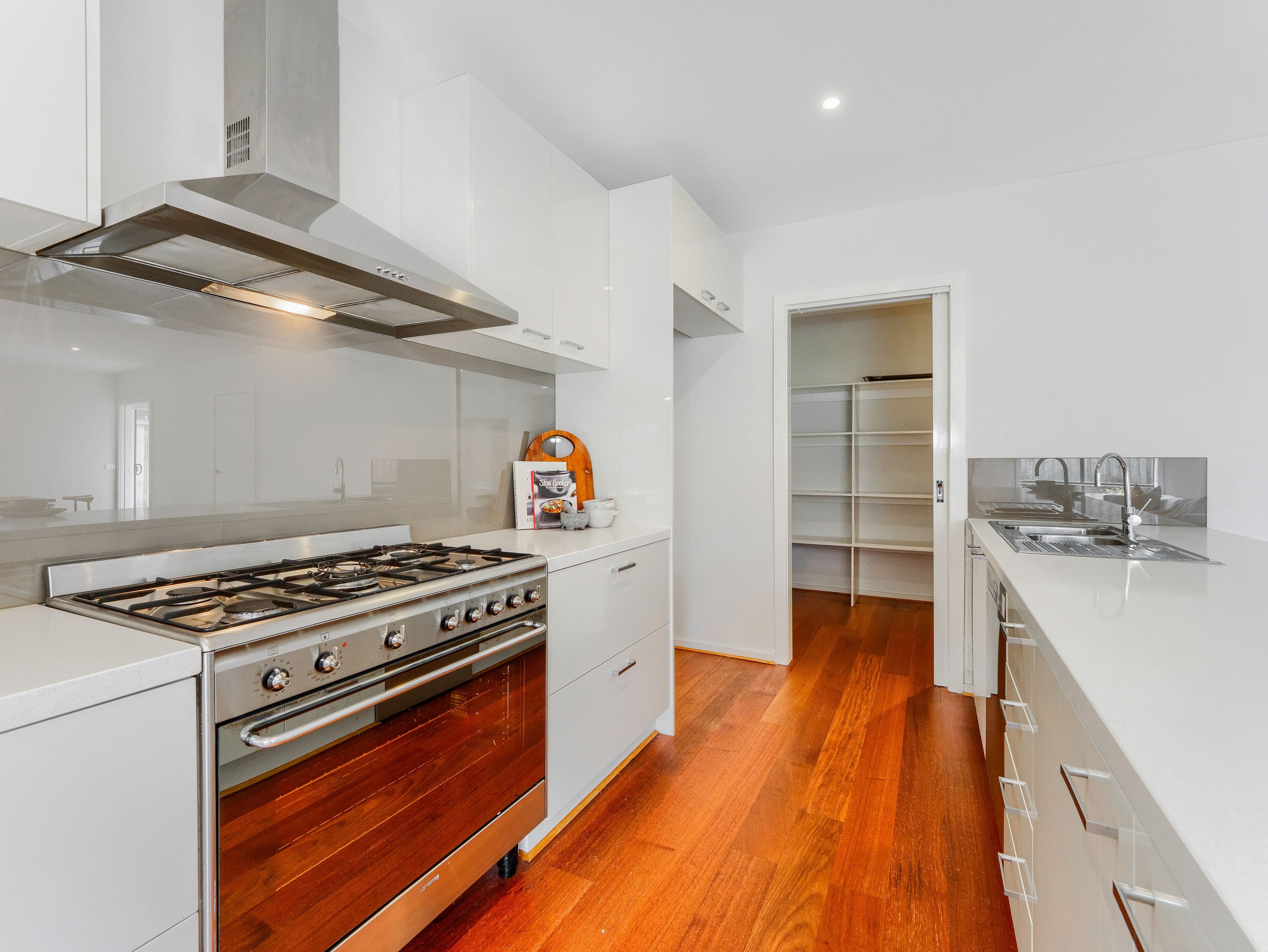 9 Arapiles Street, Cranbourne North VIC 3977, Cranbourne North - Thumbnail 6