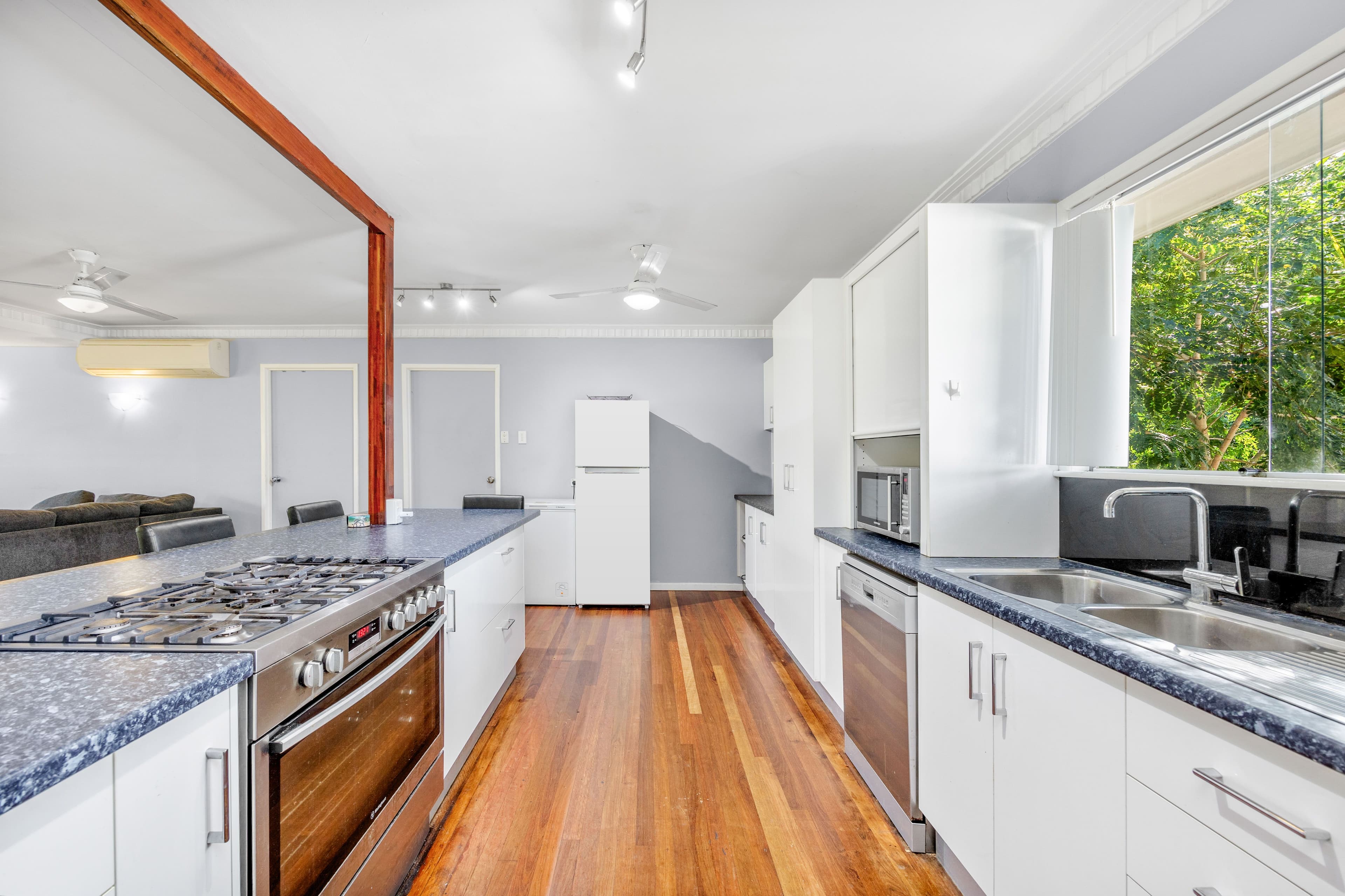 356 Queen Street, Maryborough QLD 4650, Maryborough - Thumbnail 2