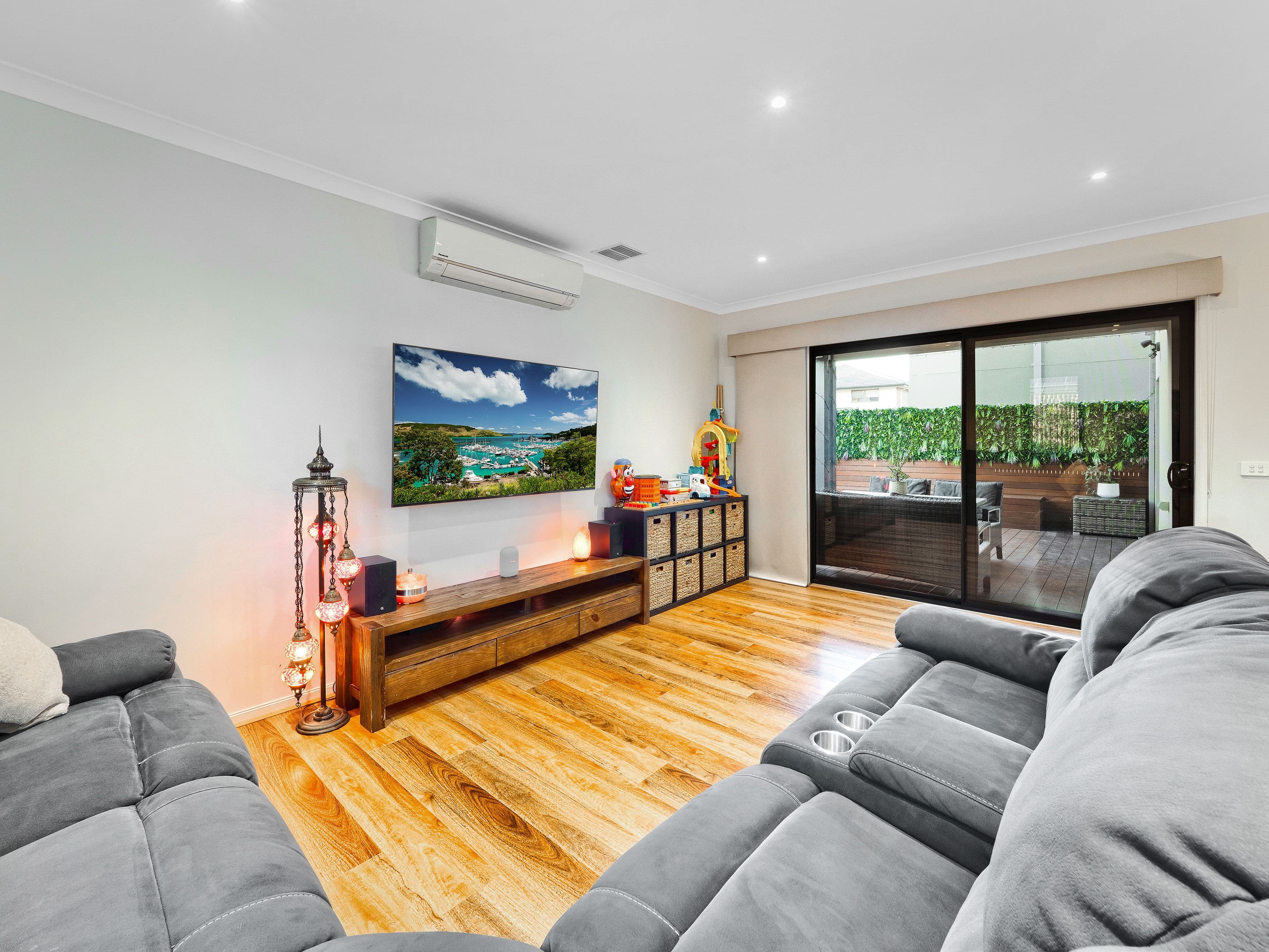 11 Wilmington Avenue, Cranbourne West VIC 3977, Cranbourne West - Thumbnail 6