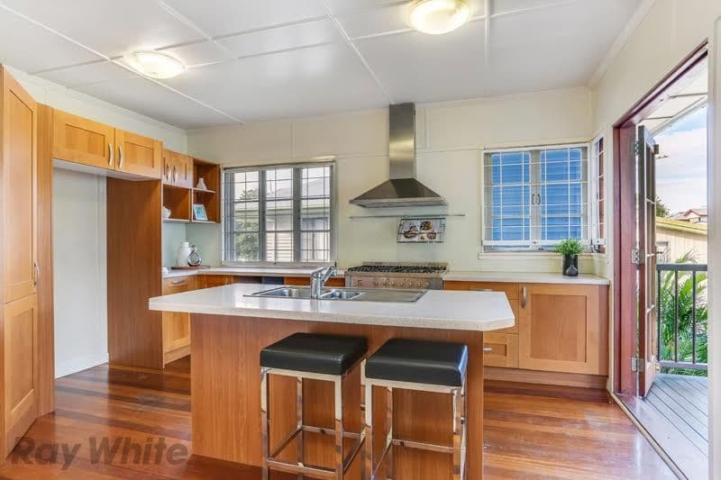 7 Benyon Street, Wavell Heights QLD 4012, Wavell Heights - Thumbnail 2