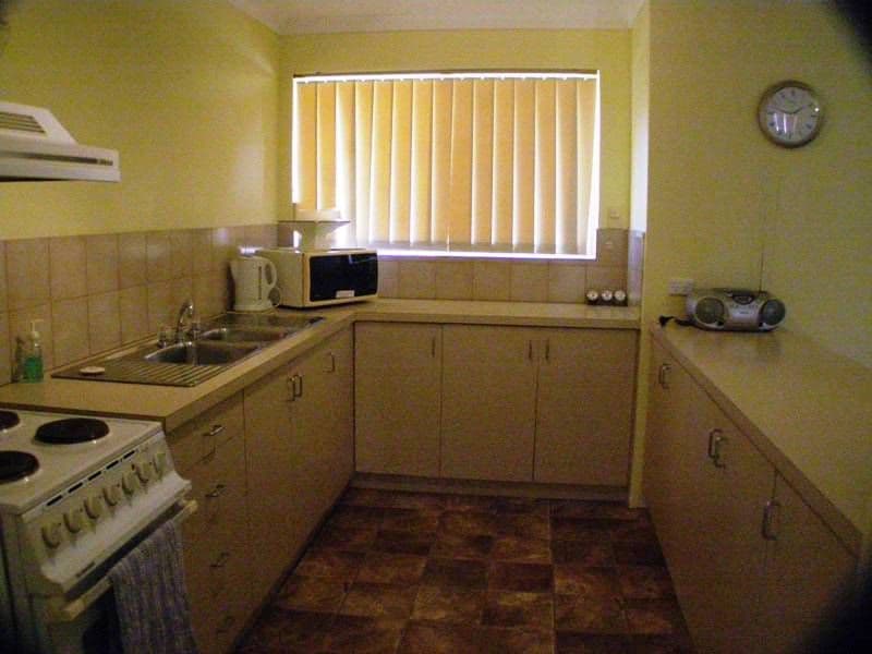 10 Ayres Crescent, LANCELIN WA 6044, Lancelin - Thumbnail 2