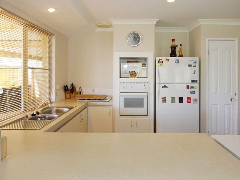 19 Yandal Crescent, BALLAJURA WA 6066, Ballajura - Thumbnail 5