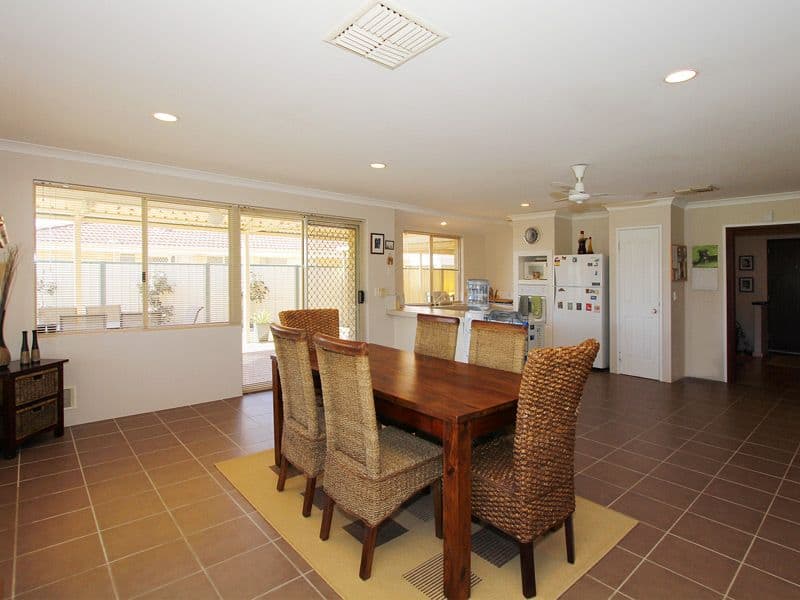 19 Yandal Crescent, BALLAJURA WA 6066, Ballajura - Thumbnail 6