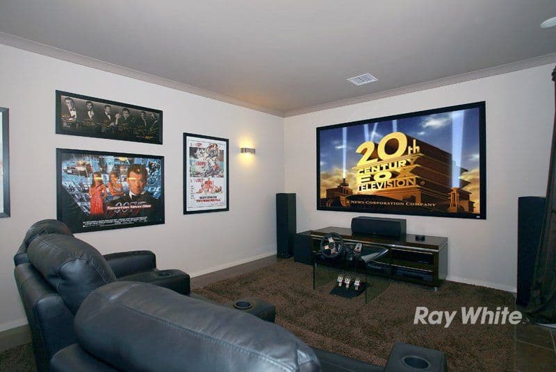 4 Hertford Court, CRANBOURNE NORTH VIC 3977, Cranbourne North - Thumbnail 5