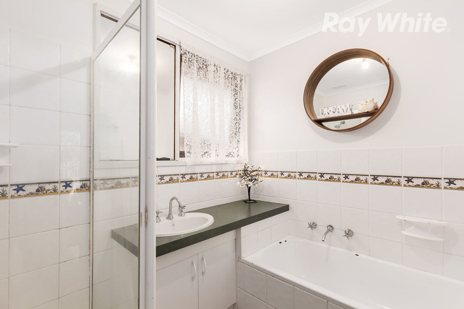 2 Coris Place, Epping VIC 3076, Epping - Thumbnail 5