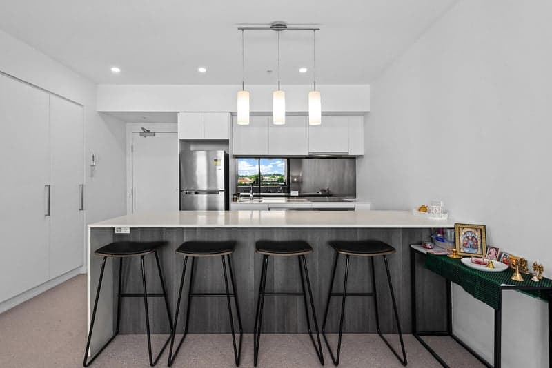 300 Old Cleveland Road, Coorparoo - Thumbnail 4