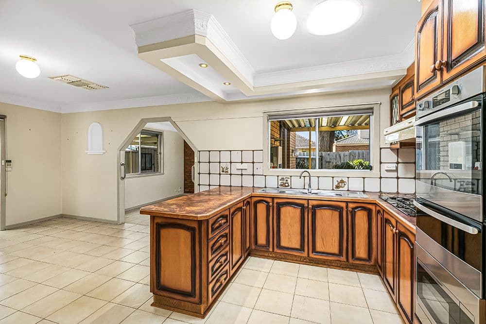 8 Bicknell Court, Broadmeadows VIC 3047, Broadmeadows - Thumbnail 3