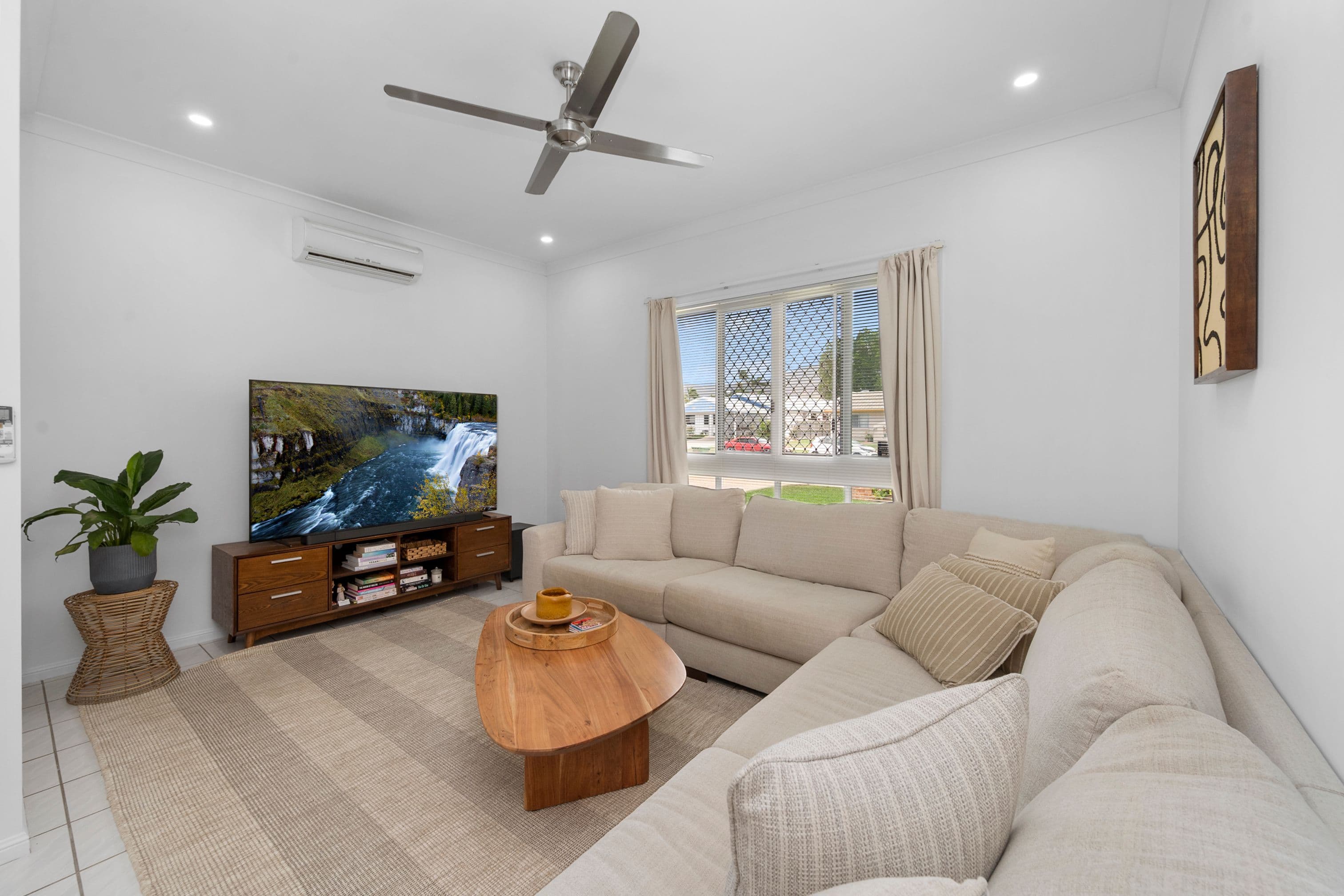 164 Yolanda Drive, Annandale QLD 4814, Annandale - Thumbnail 2