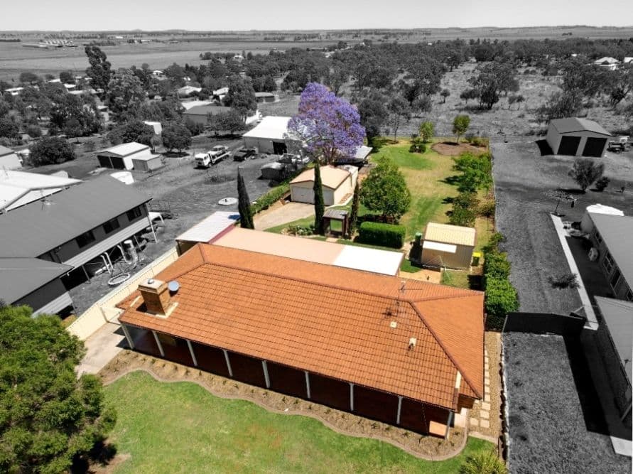 7 Leahy Drive, KINGSTHORPE QLD 4400, Kingsthorpe - Thumbnail 2