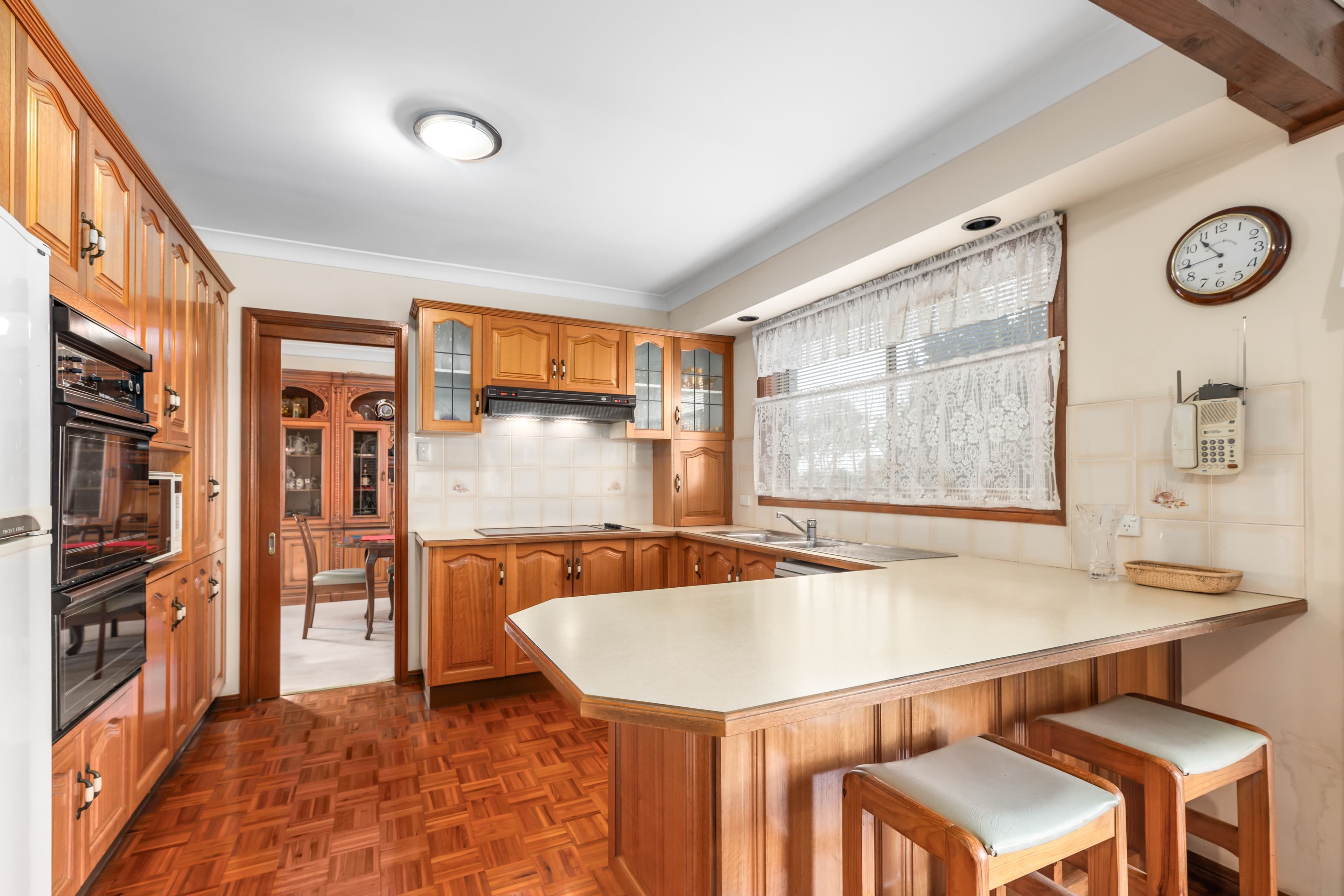 28 Blaxland Drive, Illawong NSW 2234, Illawong - Thumbnail 5