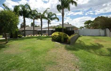 25 Hepburn Way, BALGA WA 6061, Balga - Thumbnail 2